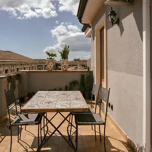 Apartment Tetti & Chiese - Authentic Sicilian Rooftop, Catania